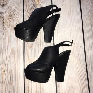 ✨Steve Madden Galleria Slingback, size 9.